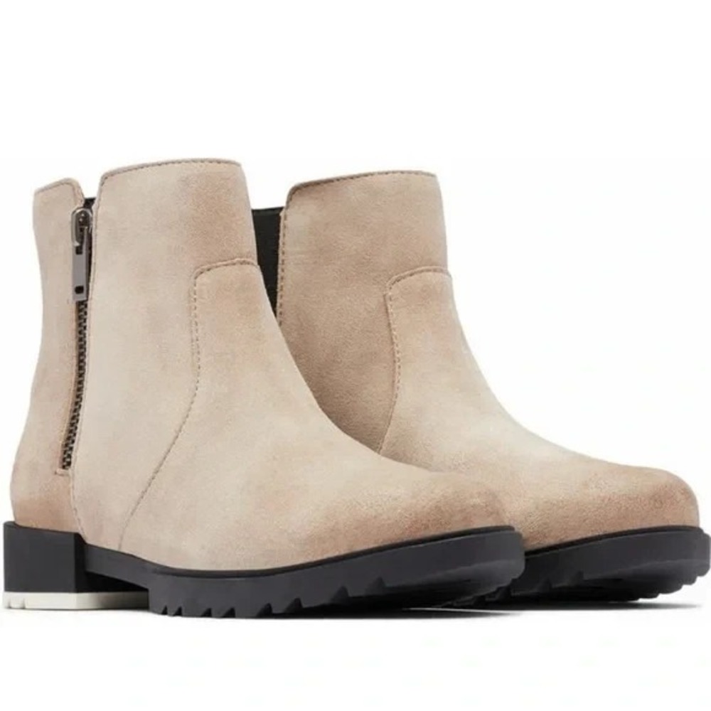 SOREL® Women's 11 Emelie™ II Zip Waterproof Bootie in Omega Taupe/Black
